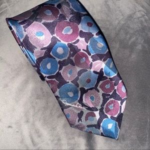 Vintage Oscar De La Renta Tie